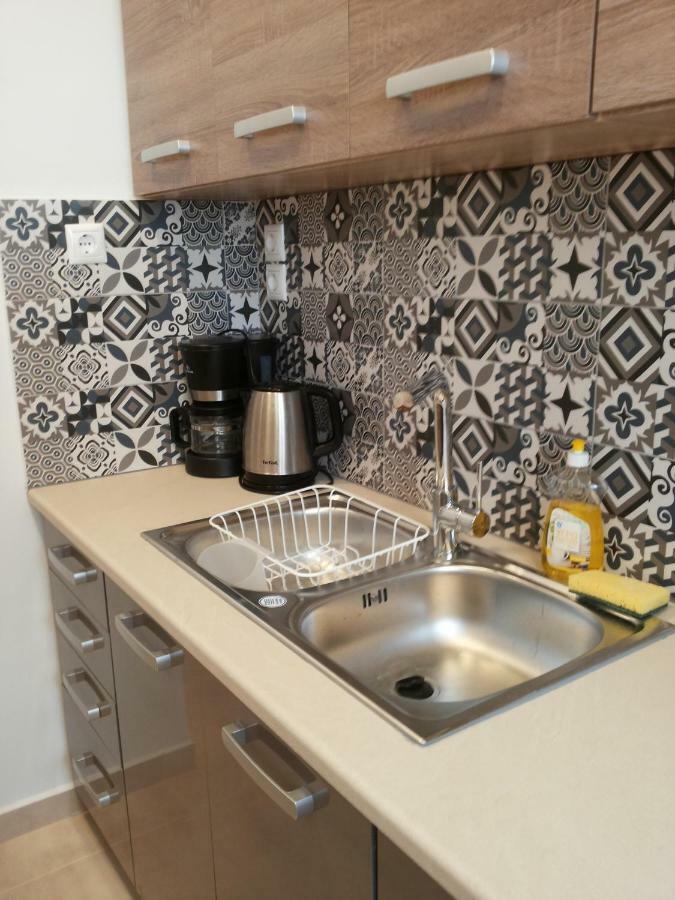 Apartment 26 Prousis *