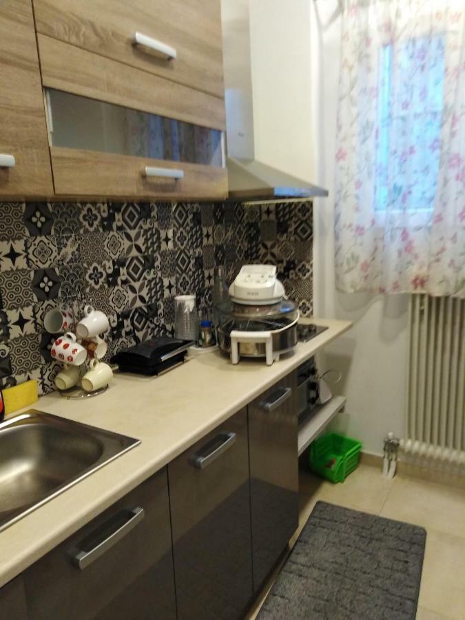 Apartment 26 Prousis *